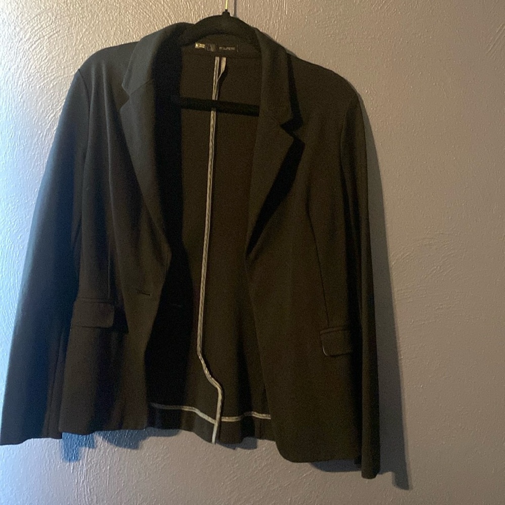 Size small Maurices blazer